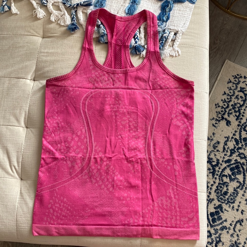 Lululemon Swiftly Tech Tank